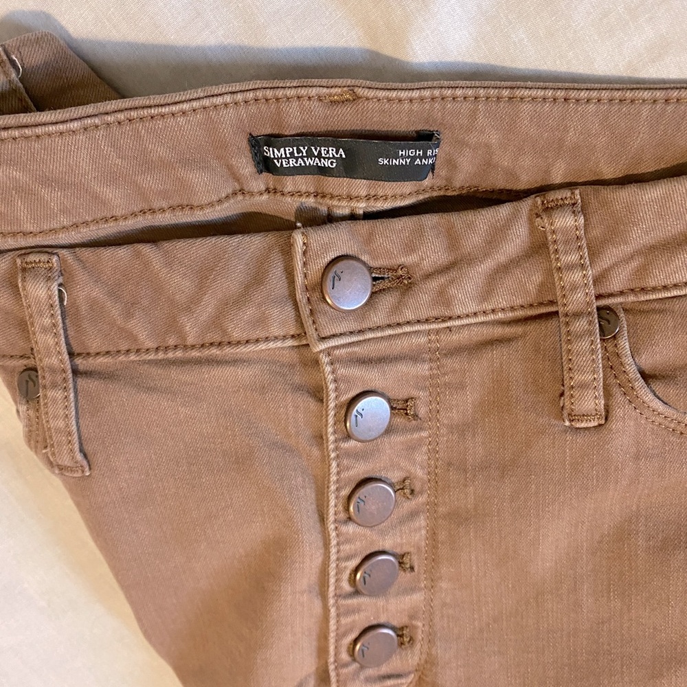 Simply Vera Wang skinny tan pants